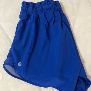 Lululemon Hotty Hot 4’ short